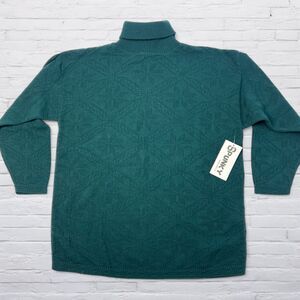 1980s Vintage Spunky Turtleneck Sweater Holiday Green Snowflake USA Womens Large